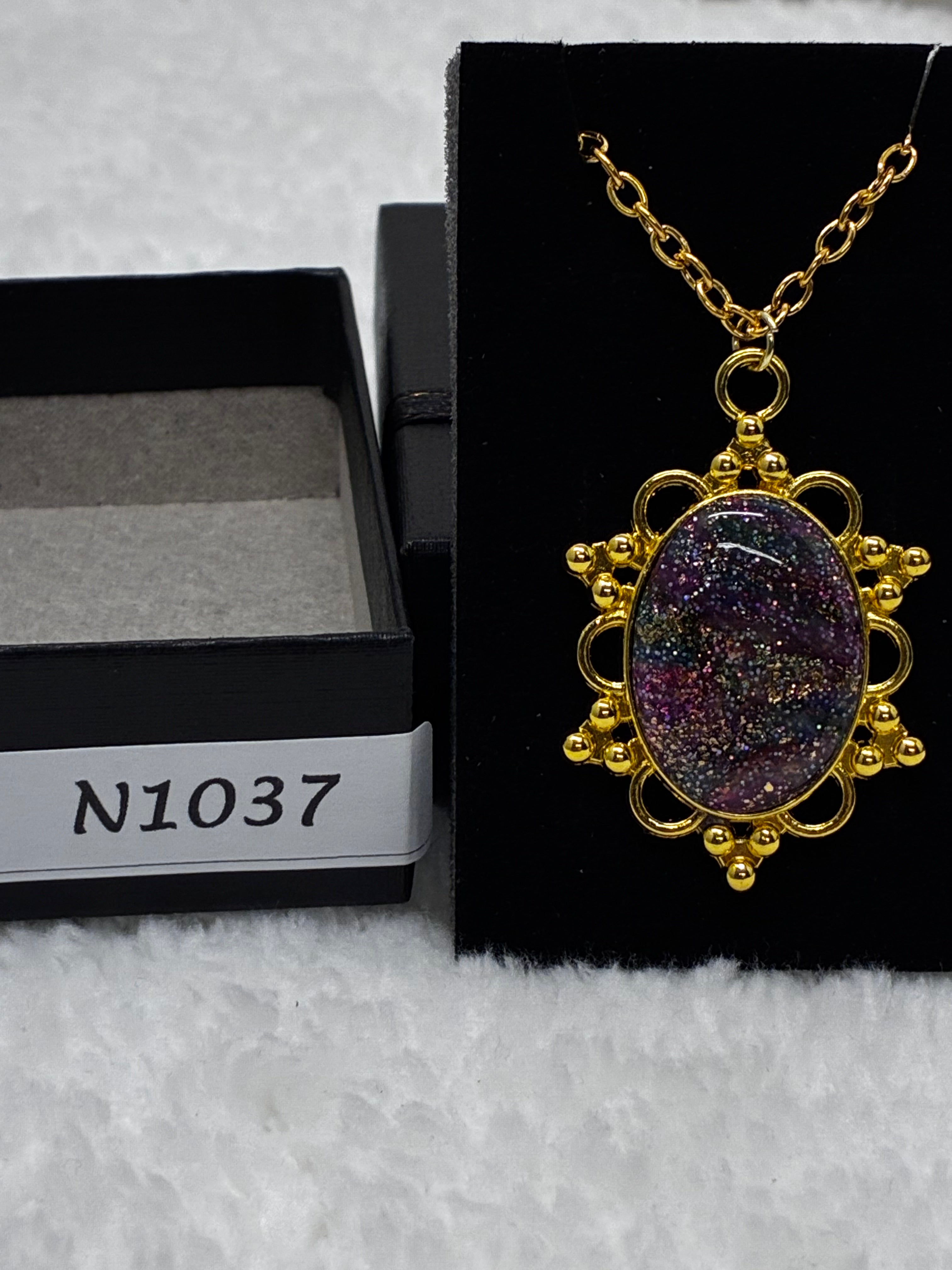 N1037