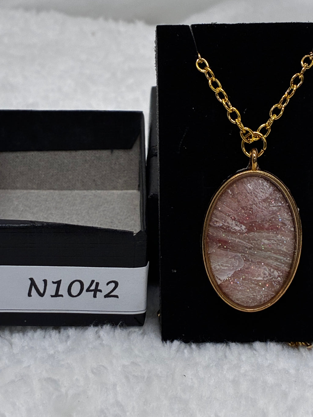 N1042