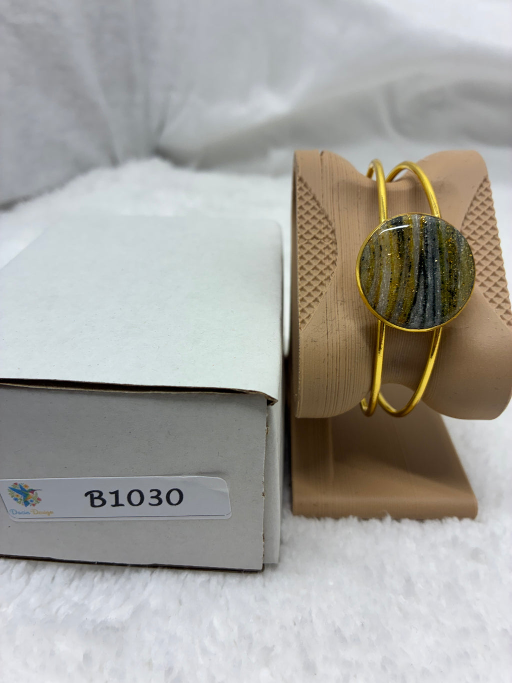 B1030