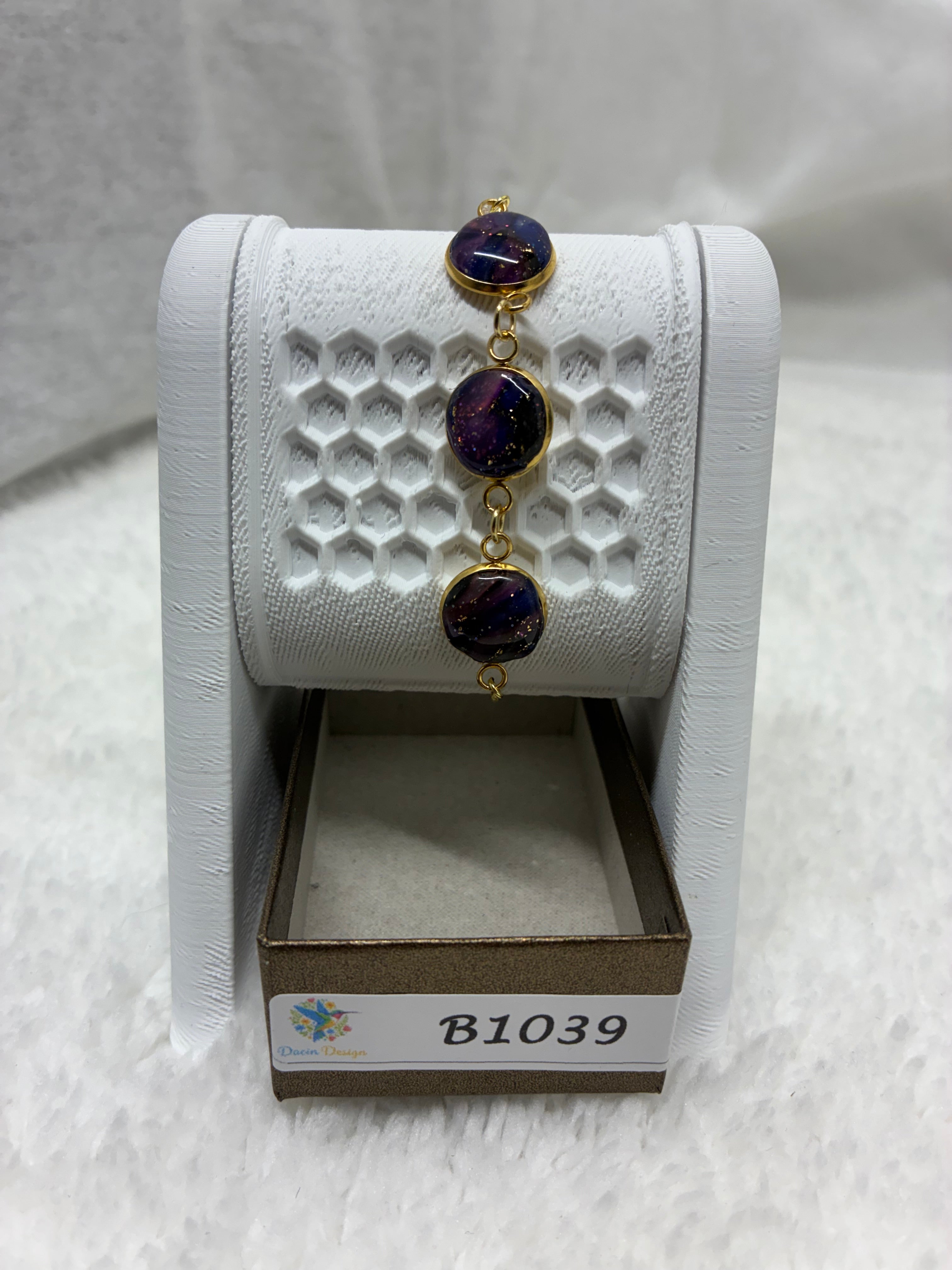 B1039