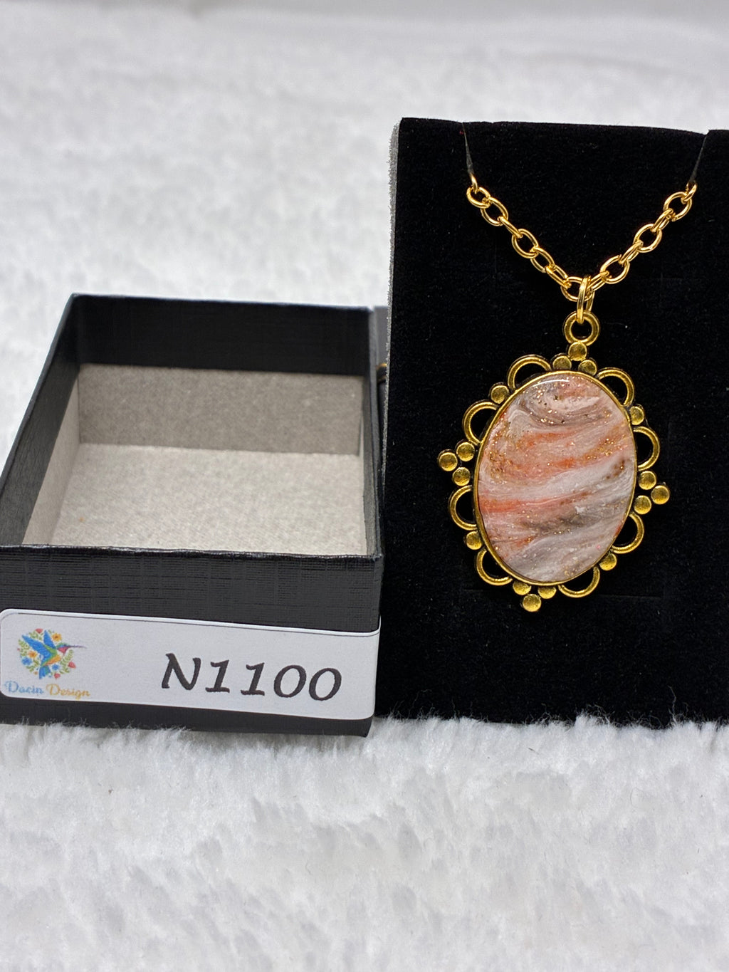 N1100