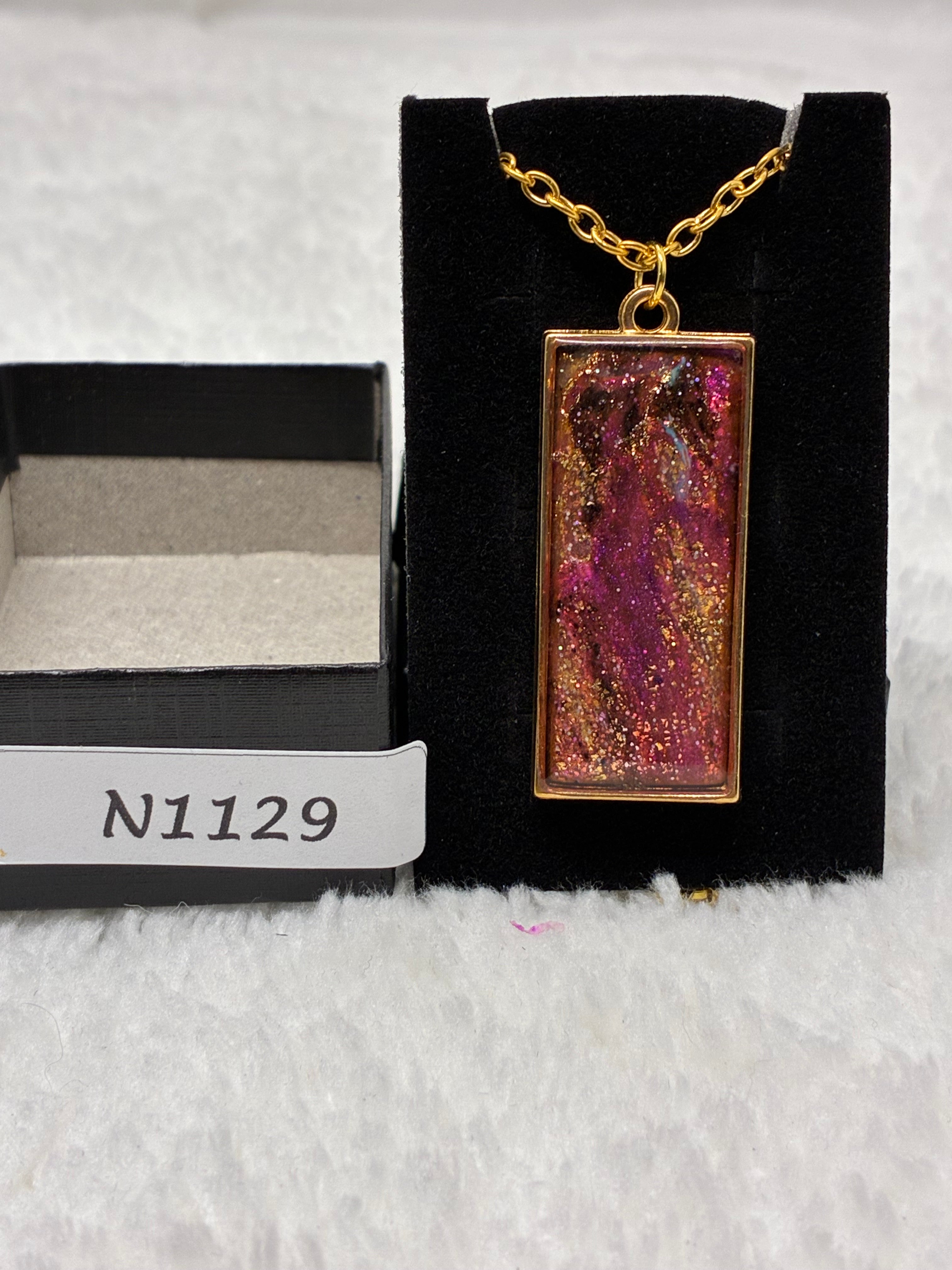 N1129