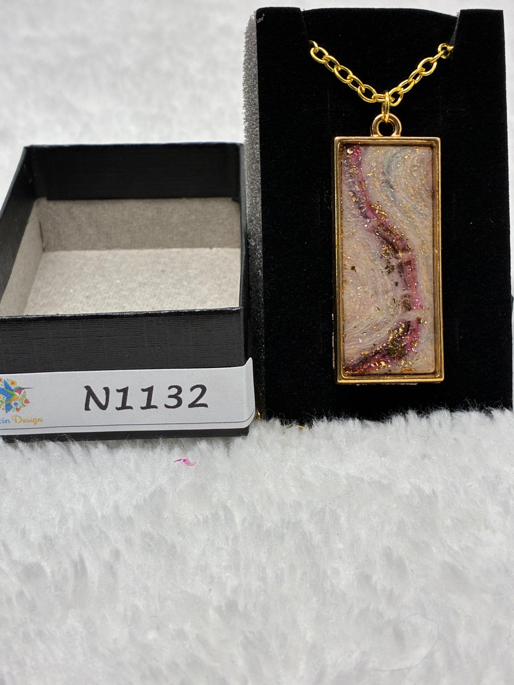 N1132