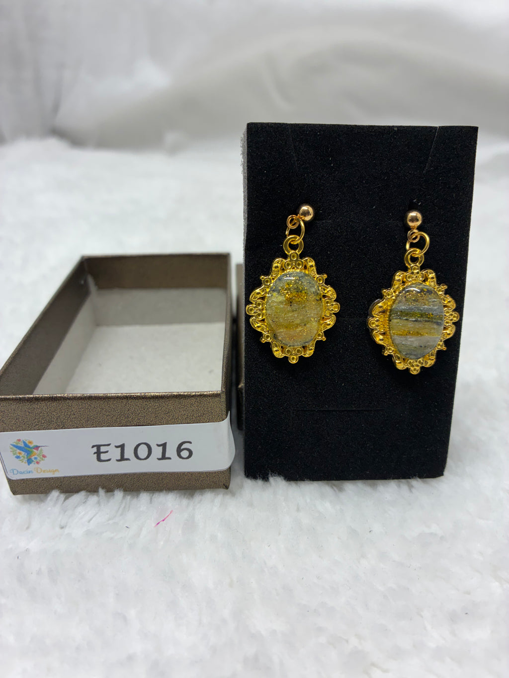 E1016